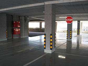 Угловой резиновый демпфер 800